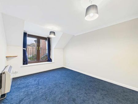 Eaton Avenue, High Wycombe, Buckinghamshire, HP12 - Photo 3