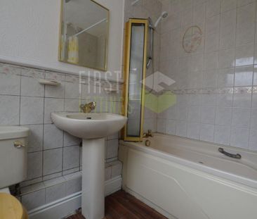 4 bedroom terraced house to rent - Photo 4