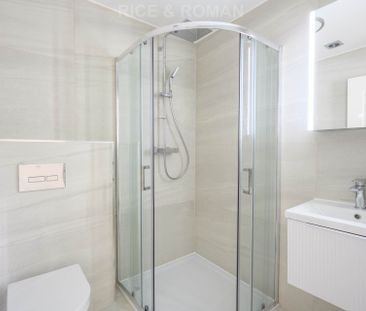 1 Bedroom Apartment, Aragon Court – East Molesey - Photo 5