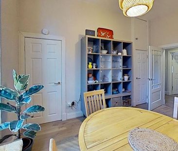 2 bedroom flat to rent - Photo 6