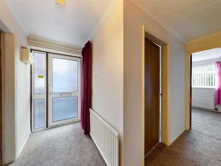 Lytham Drive, Cottingham, HU16 - Photo 4