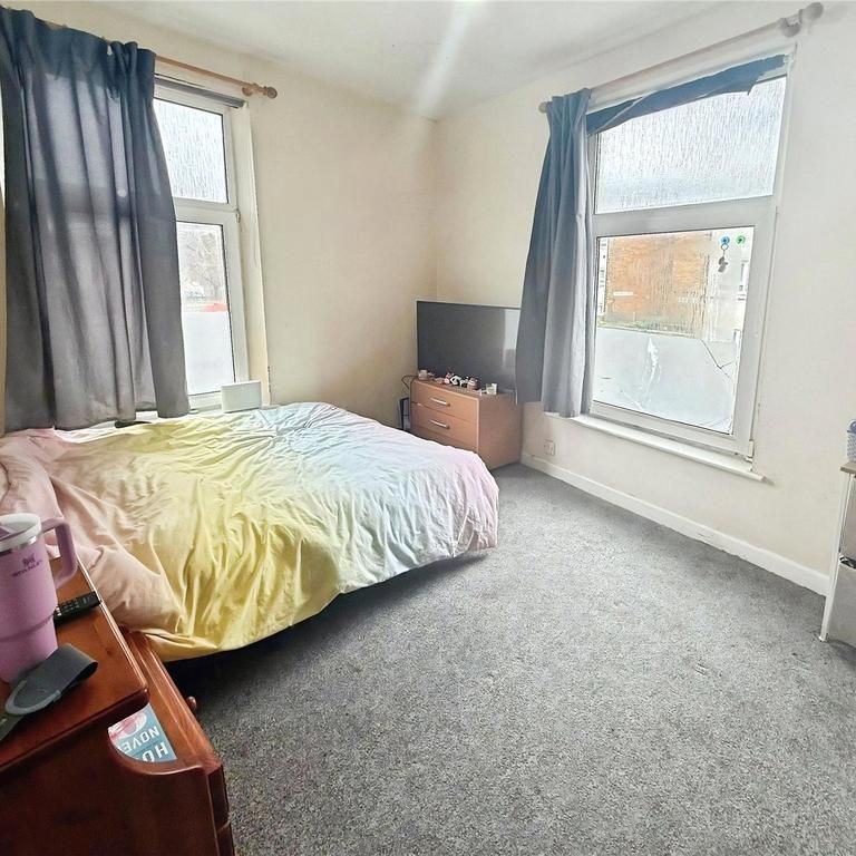 2 bedroom maisonette to rent - Photo 1
