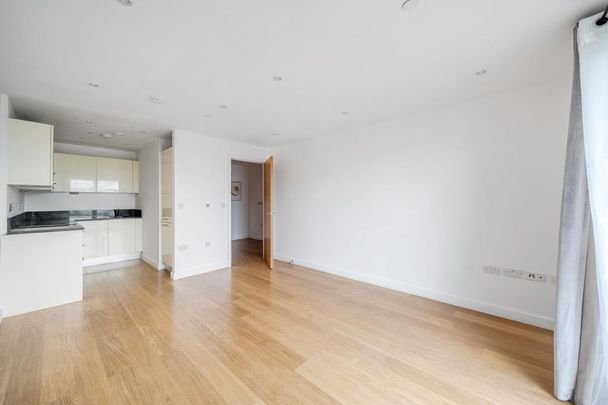 1 bedroom apartment to rent - Photo 1