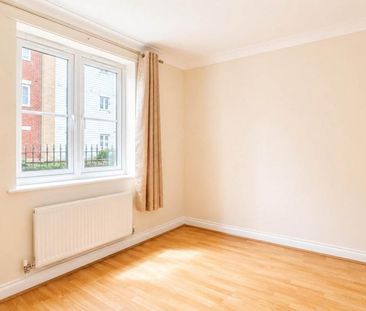 4 bedroom detached house to rent - Photo 2
