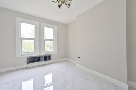 2 bedroom maisonette to rent - Photo 4