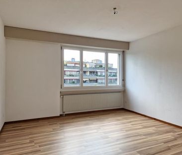 "Grossräumige Wohnung mit Balkon in zentraler Gegend!" - Foto 5