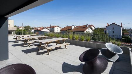 T2 30-33m² rue - Photo 2