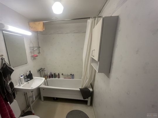 Adelgatan 8 - Foto 1