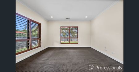 Beautiful Family Home with Multiple Living Zones & Modern Comforts! - Photo 5