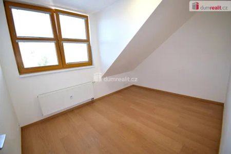Pronájem 2+kk, 41m P4-Krč, ul. Na Dvorcích, po kompletní rekonstrukci, klimatizace - Fotografie 2