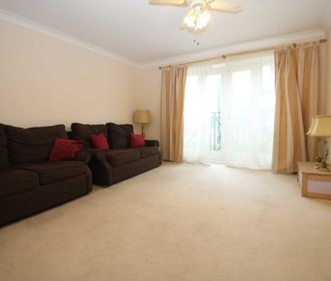 2 bed Ground Floor Flat for rent - Photo 2