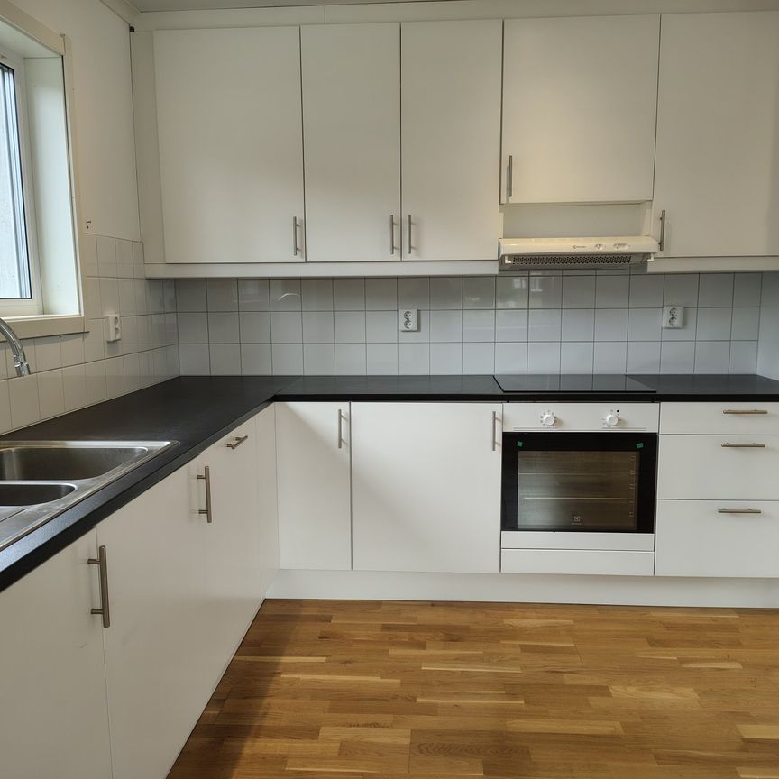 Bergshyddevägen, Blidö - Foto 1