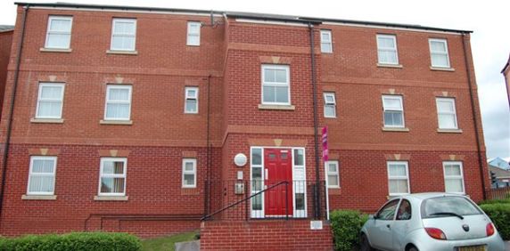Disraeli Crescent, Squires Court, Ilkeston, Derbyshire, DE7 - Photo 2