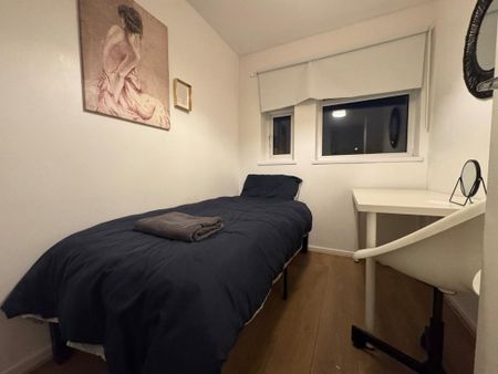 2 bedroom maisonette to rent - Photo 2