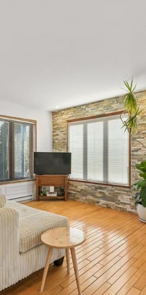 Maison à louer au bord d'un canal menant au Richelieu à Saint-Blaise-sur-Richelieu - Photo 1