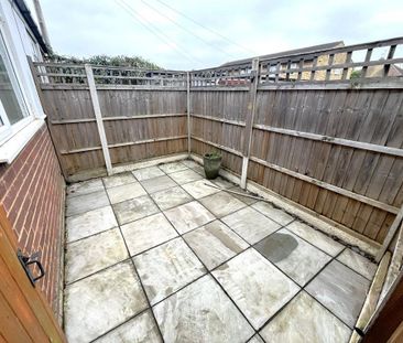 1 bedroom ground floor maisonette to rent - Photo 6