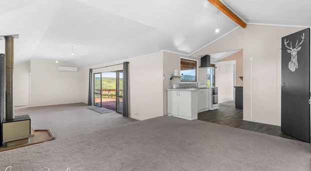 Rural Family Living - Photo 1