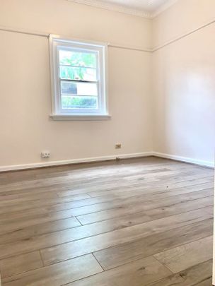 2 Bedroom Semi Home - Photo 1