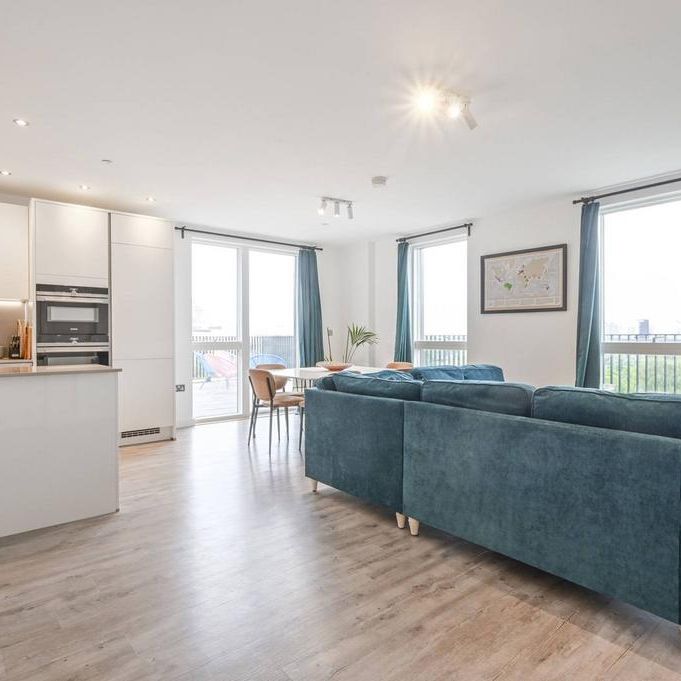 2 bedroom flat to rent - Photo 1