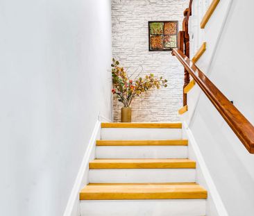 For Lease - 14 Poplar Crescent, Aurora, Ontario - Photo 3