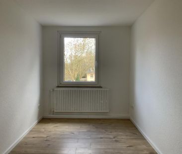 3.5-Zimmer-Wohnung mit Balkon in Gelsenkirchen-Ückendorf mieten - Photo 2