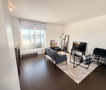 Maison à étages - 184 Av. Jenkins - Photo 2