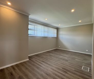 Coastal 4 Bedroom - 3.5 Bathroom - Stunning New Build - Ducted Air Con - Photo 1