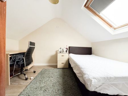 Llantrisant Street, Cathays - Photo 4