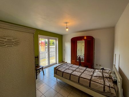 Appartement met 2 slaapkamers te huur in Harelbeke - Photo 3