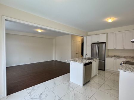 For Lease - 23 Bowline Vista N/A, East Gwillimbury, Ontario - Photo 2