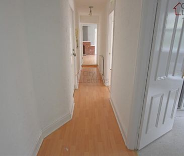 2 bedroom ground floor flat to rent - Photo 2