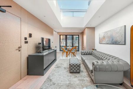 3 Bed Flat, Maddox Street, W1S - Photo 3