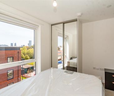 2 bedroom apartment to rent - Photo 2