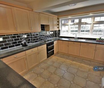 1 bedroom in a house share to rent - Photo 6