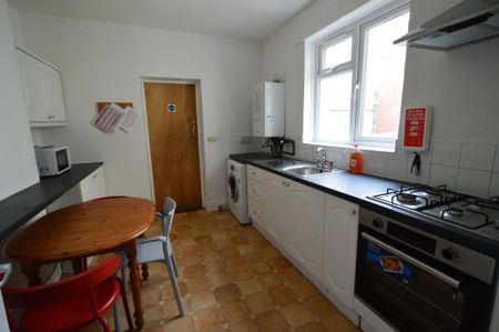 2 bedroom private hall to rent - Photo 5