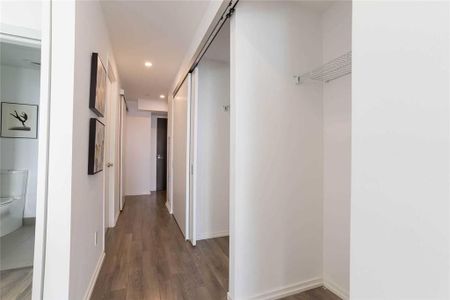 For Lease - 197 Yonge Street Unit# 1811, Toronto, Ontario - Photo 4