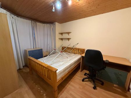 4 bedroom terraced house to rent - Photo 2