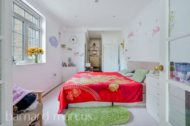 Shepherds BUSH Road - Photo 1