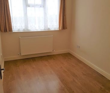 1 Bed Flat, Cardiff Road, LU1 - Photo 2