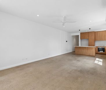 Brand New Living with Stylish Finishes in St Agnes- RENT NOW! - Photo 2