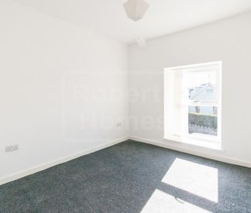 3 bedroom detached house to rent - Photo 3