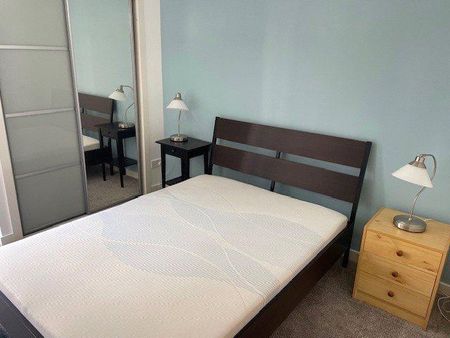 2 bedroom property to rent - Photo 2