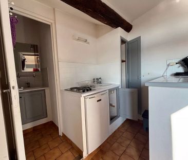 A LOUER - AIX EN PROVENCE - CENTRE VILLE - STUDIO MEUBLE - Photo 1