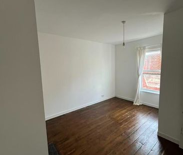 3 Bed Semi-Detached House, Forster Road, SO14 - Photo 5