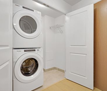 For Lease - 3240 William Coltson Avenue Unit# 1804, Oakville, Ontario - Photo 4