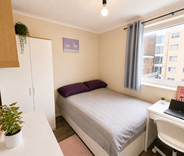 Wager Street – Room 4 - Photo 2
