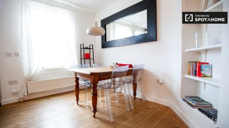 2-bedroom house for rent in Phibsborough, Dublin - Photo 4