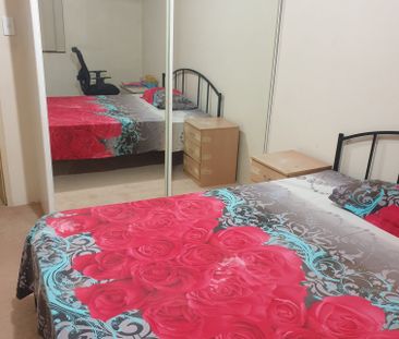 Wentworthville - Photo 2