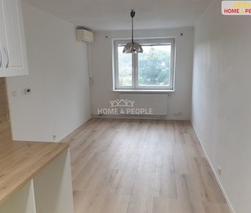 Pronájem bytu 2+kk 42 m² - Photo 1