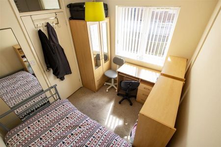 5 bedroom house to rent - Photo 2